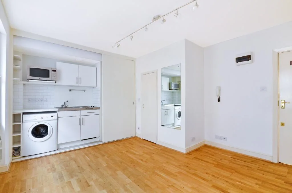 Studio apartment for rent