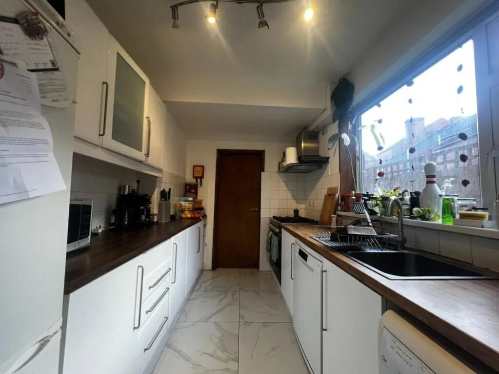 1 bedroom house for rent