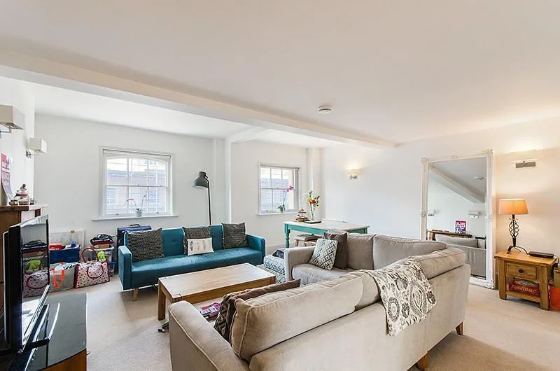2 bedroom flat for rent