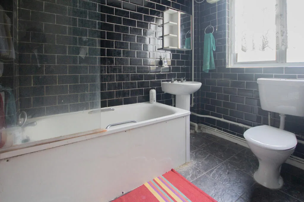 3 bedroom apartment for rent