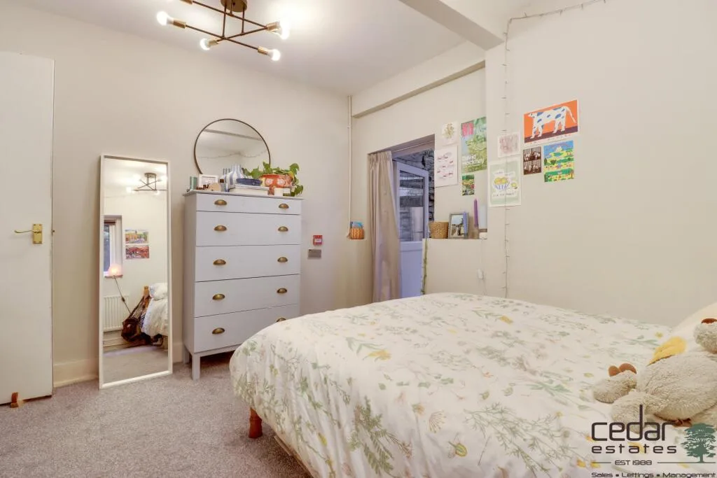 3 bedroom flat for rent