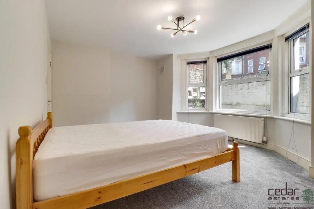 3 bedroom flat for rent