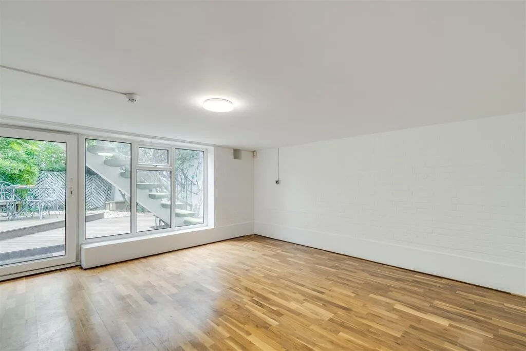 4 bedroom house for rent