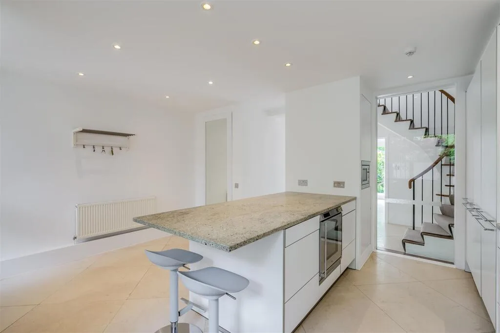 4 bedroom house for rent