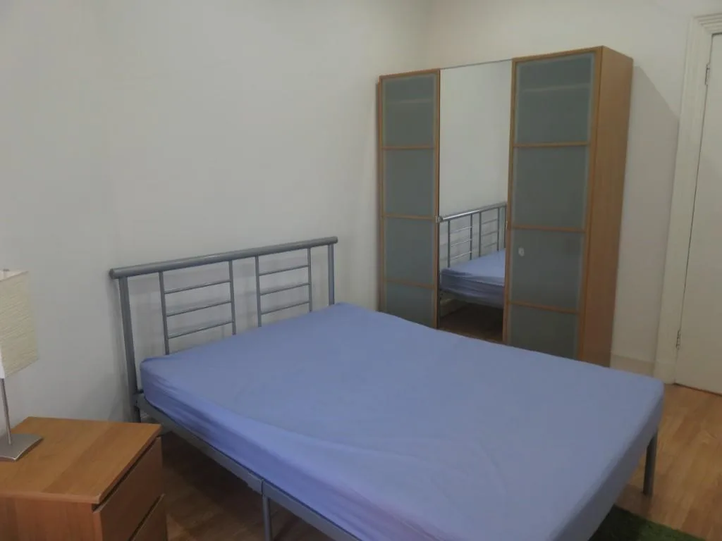 4 bedroom flat for rent