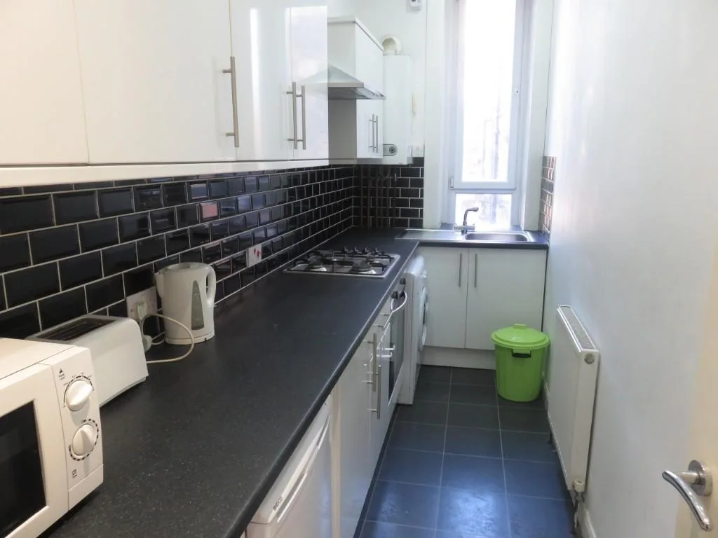 4 bedroom flat for rent