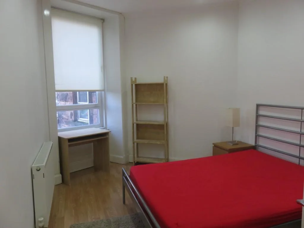 4 bedroom flat for rent