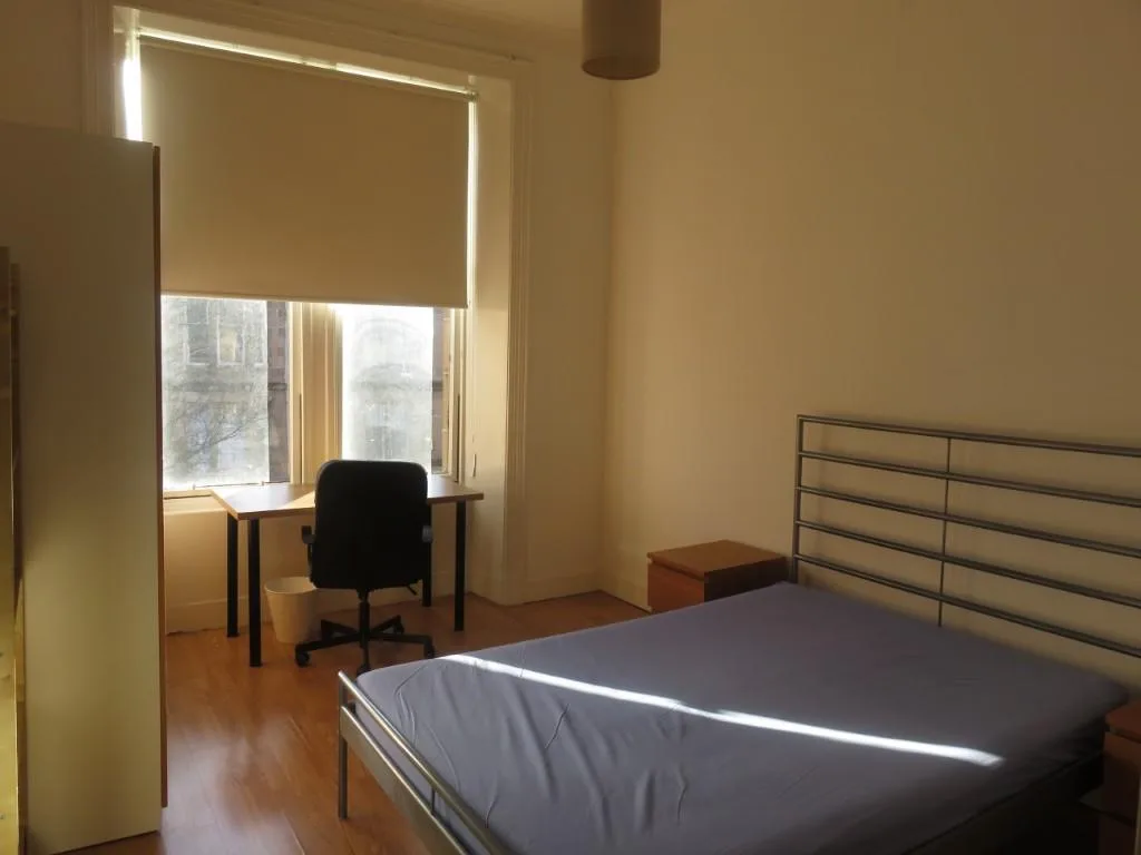4 bedroom flat for rent