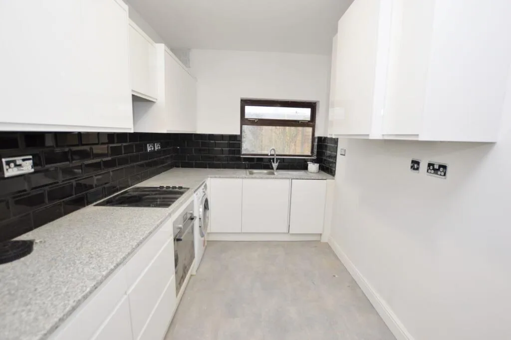 2 bedroom house for rent