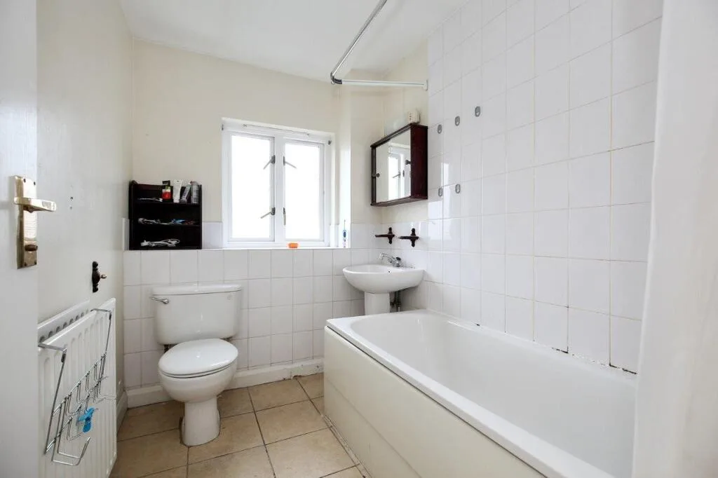 4 bedroom terraced house for rent