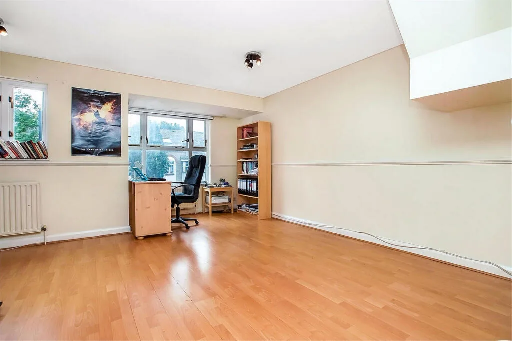 4 bedroom terraced house for rent