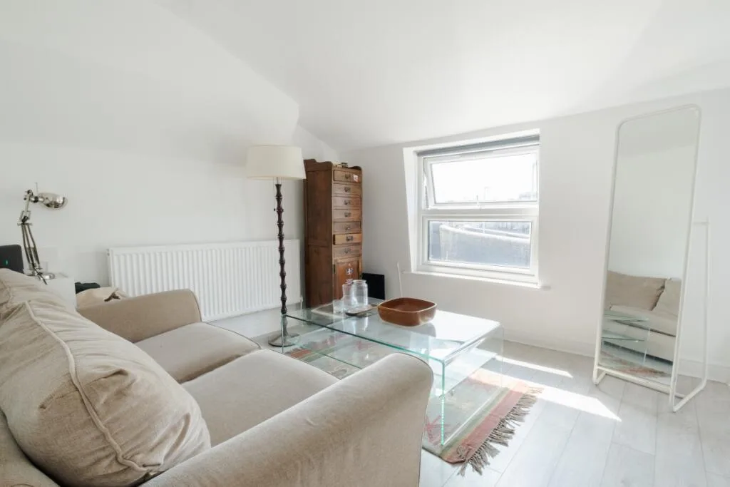 2 bedroom flat for rent