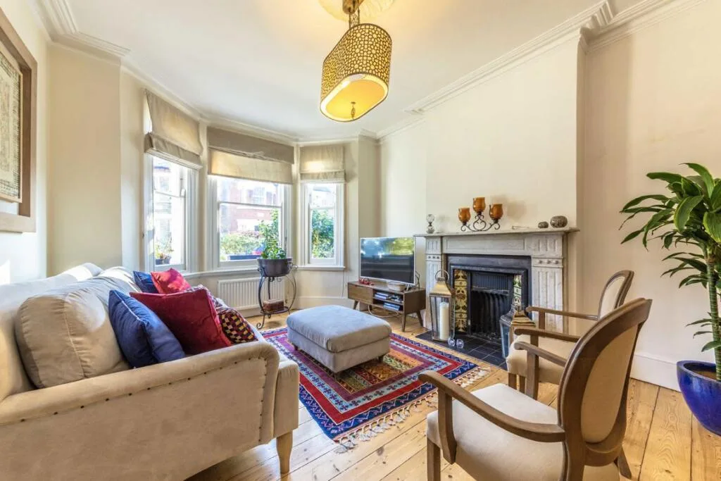 4 bedroom house for rent