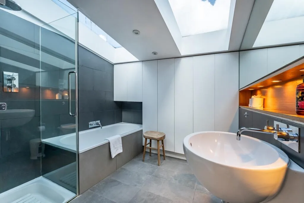 5 bedroom mews property for rent