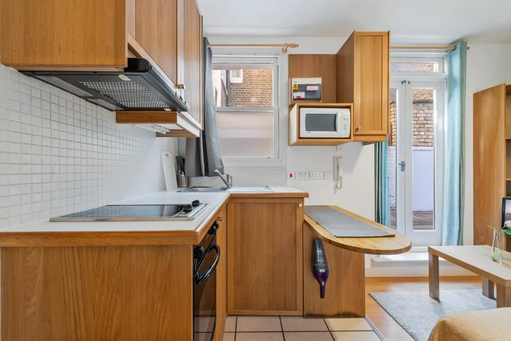 Studio flat for rent