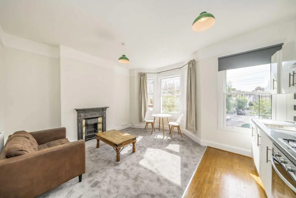 2 bedroom flat for rent