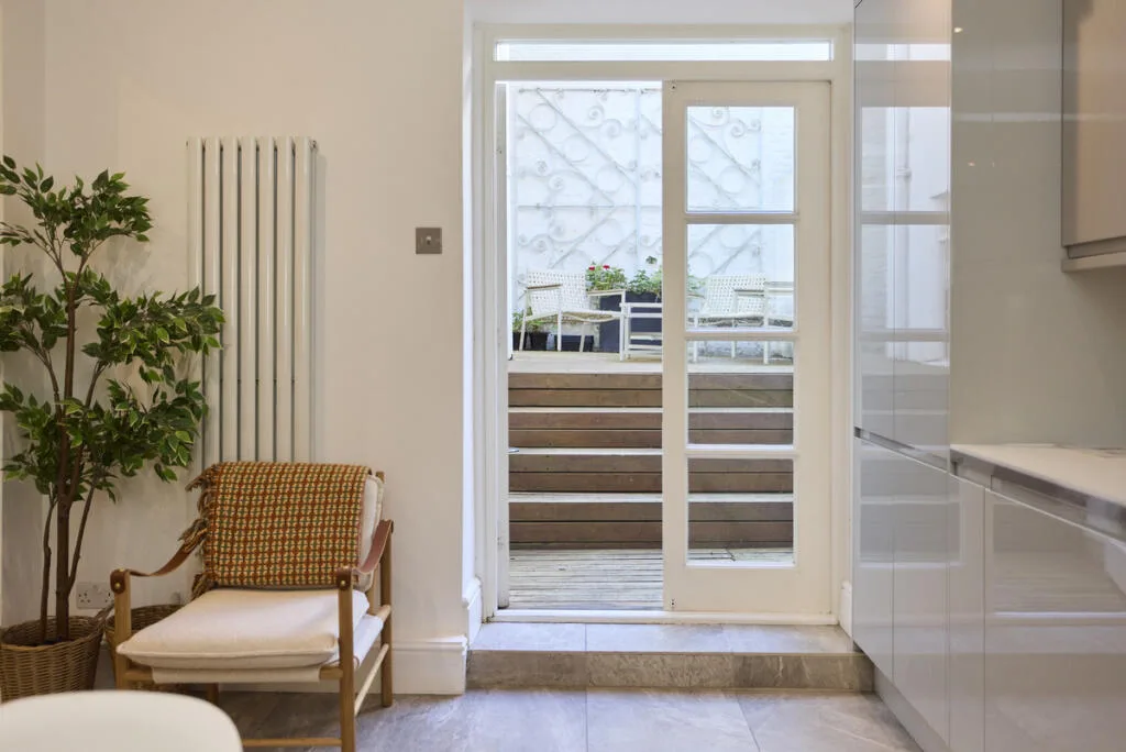 5 bedroom town house for rent