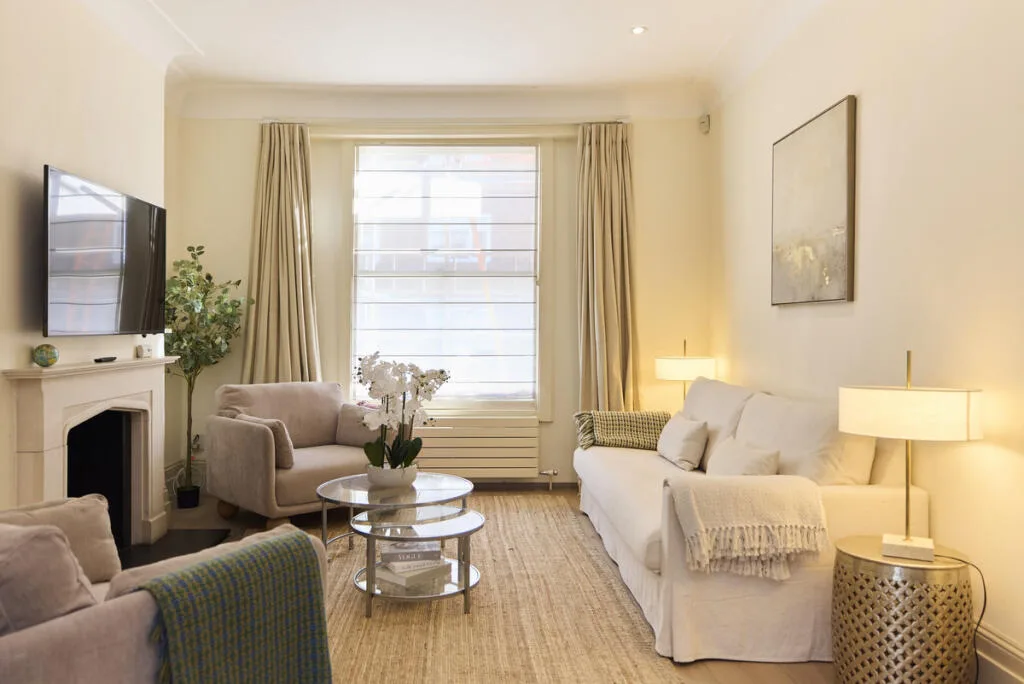 5 bedroom town house for rent
