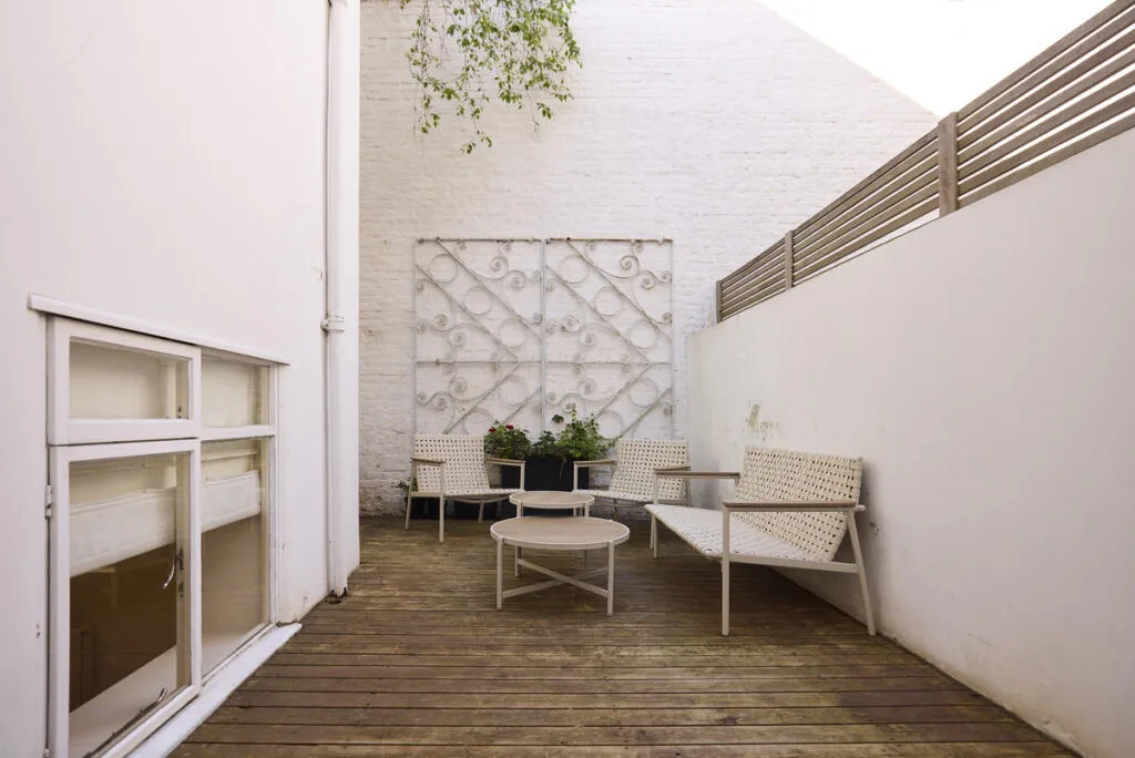 5 bedroom town house for rent
