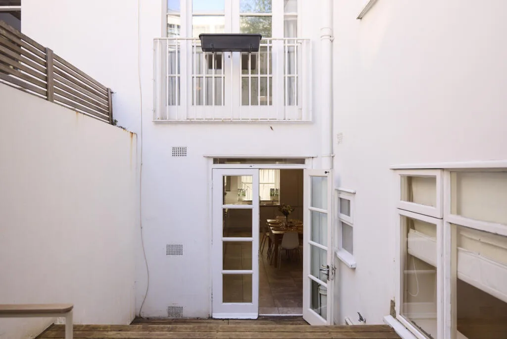 5 bedroom town house for rent