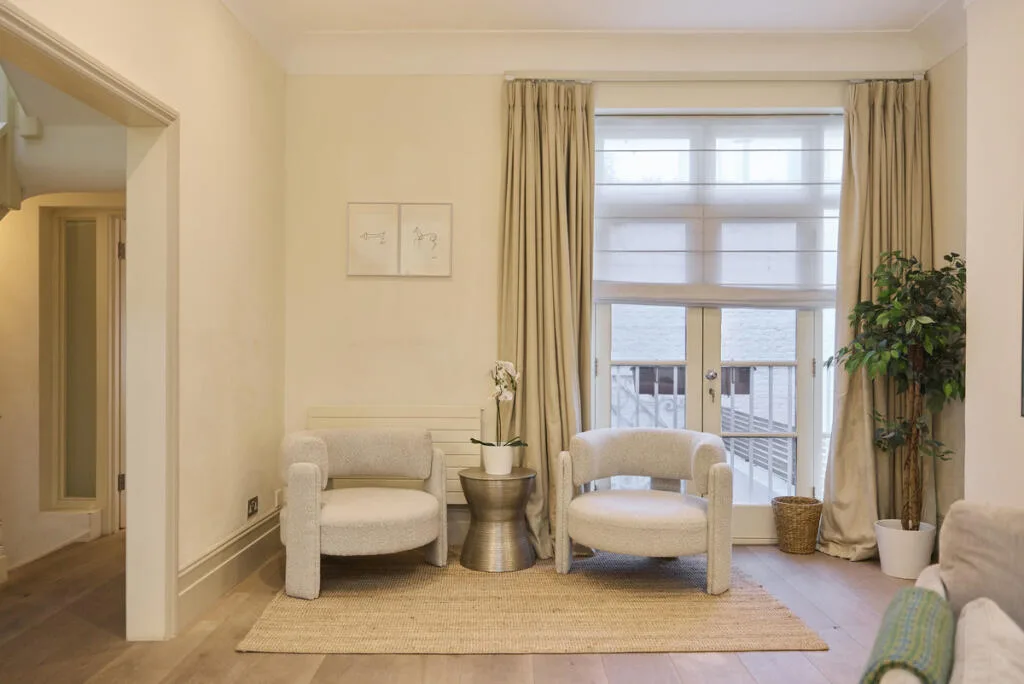 5 bedroom town house for rent