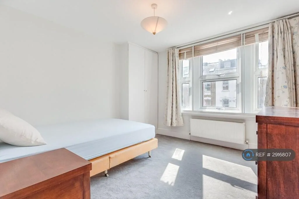 2 bedroom maisonette for rent