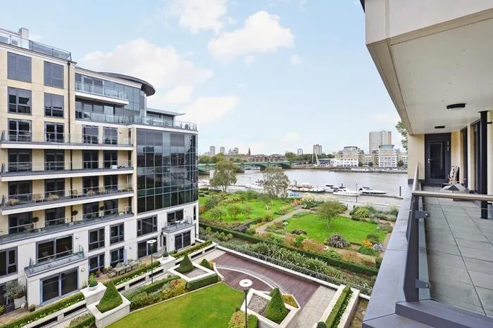3 bedroom flat for rent