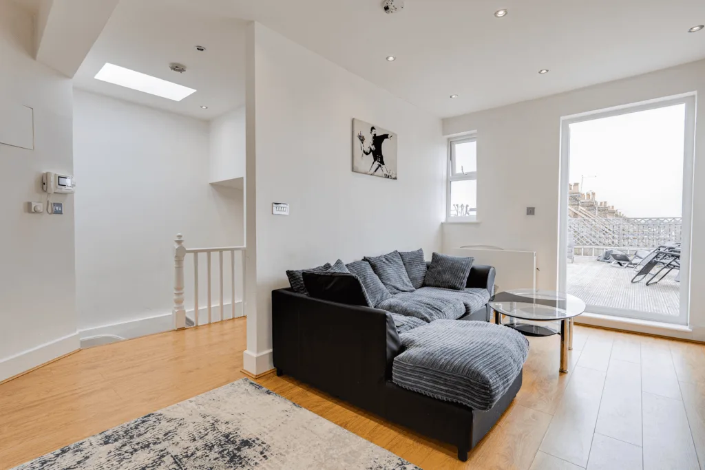 2 bedroom apartment for rent
