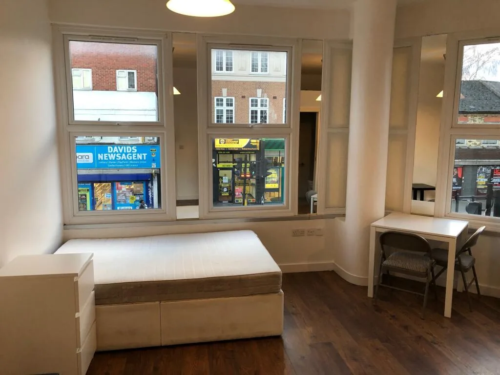 Studio flat for rent