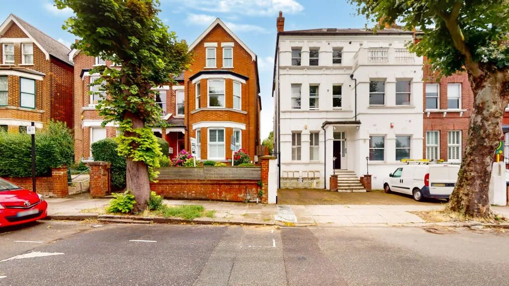 3 bedroom apartment for rent