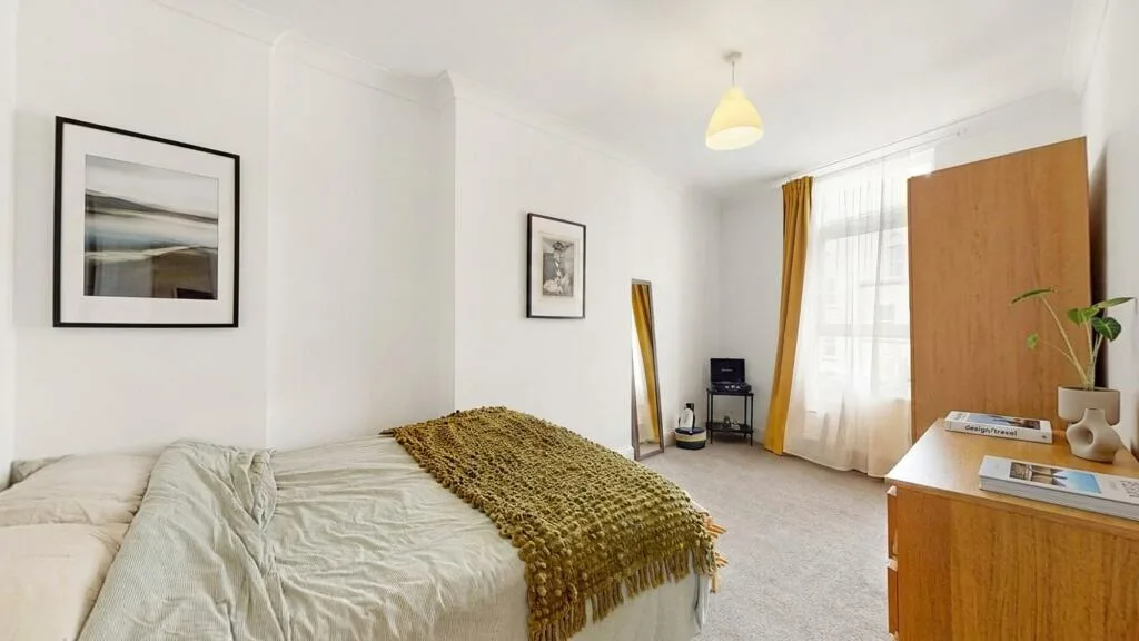 3 bedroom flat for rent