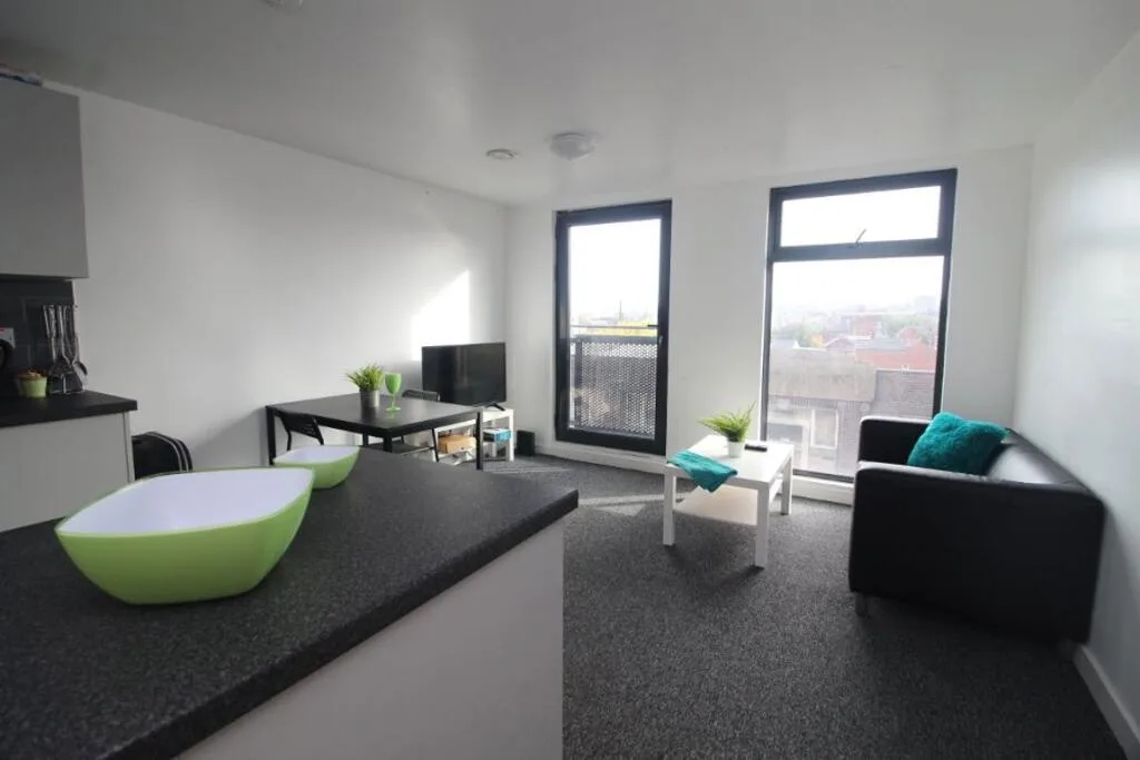 1 bedroom house share for rent