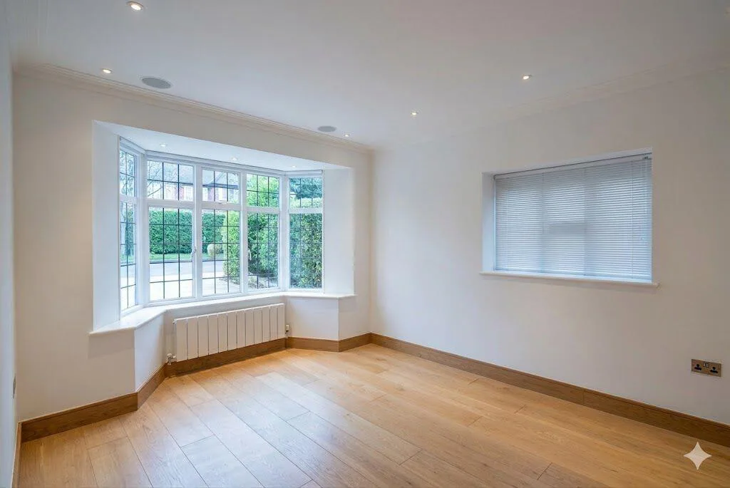 6 bedroom detached house for rent
