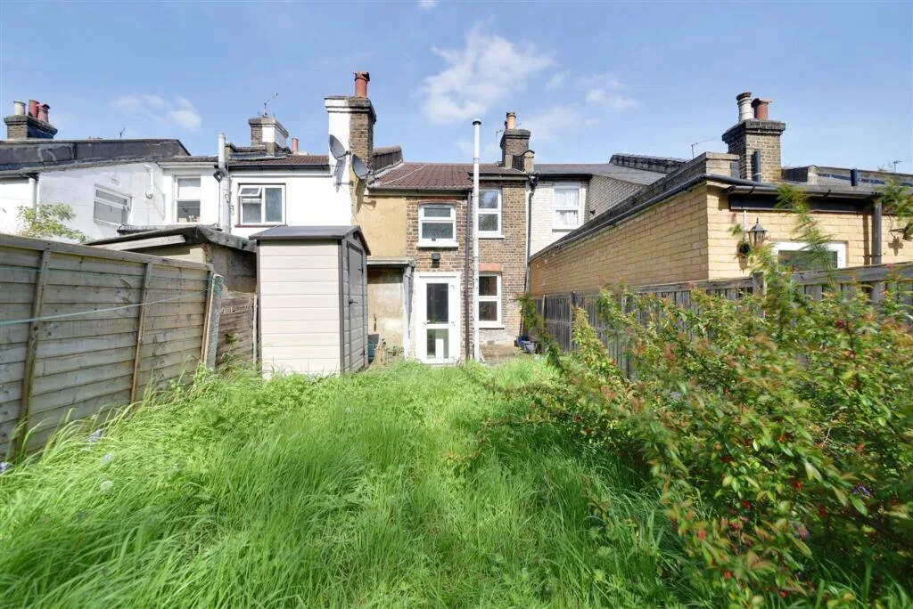 2 bedroom property for rent