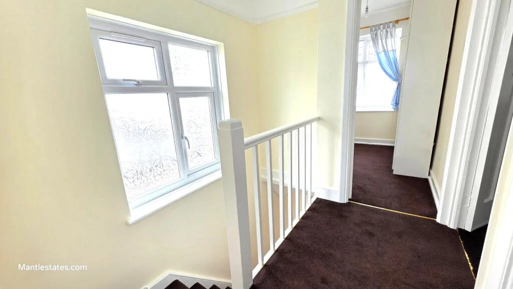3 bedroom semi-detached house for rent