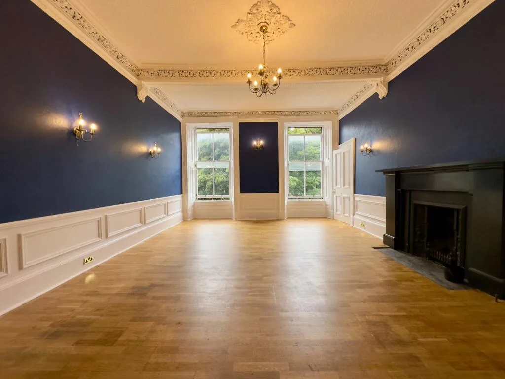 5 bedroom flat for rent