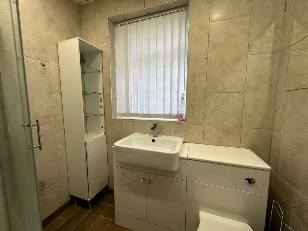 2 bedroom maisonette for rent