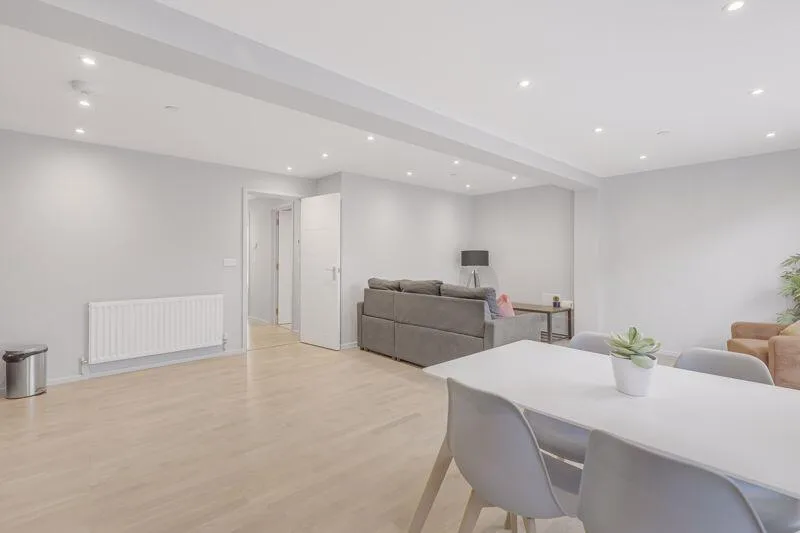 2 bedroom apartment for rent