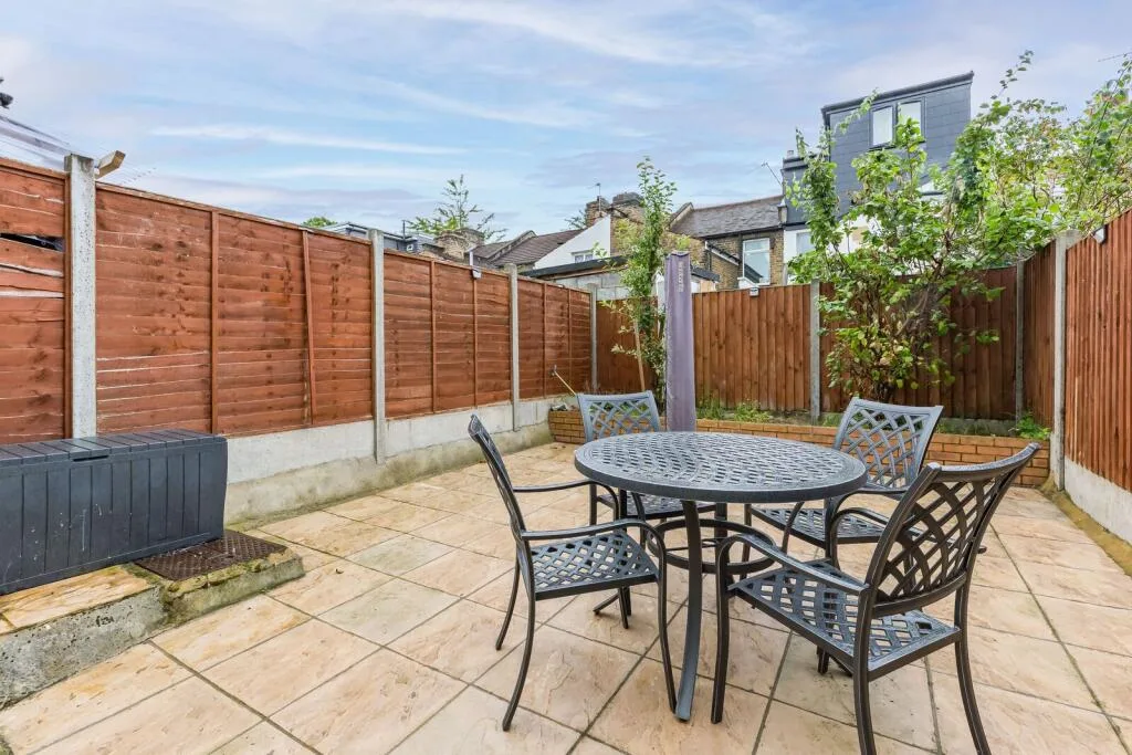 3 bedroom terraced house for rent