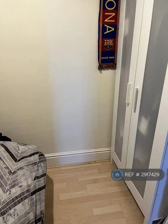1 bedroom detached house for rent