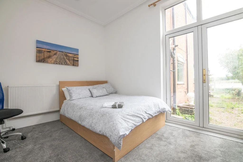 1 bedroom house share for rent