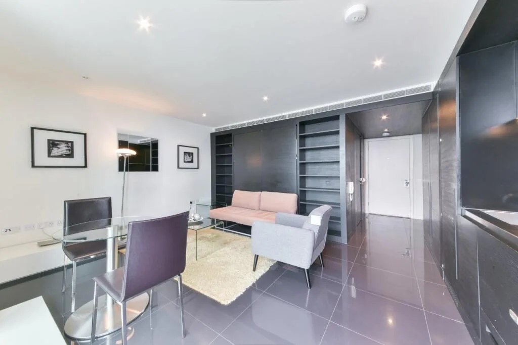 Studio flat for rent