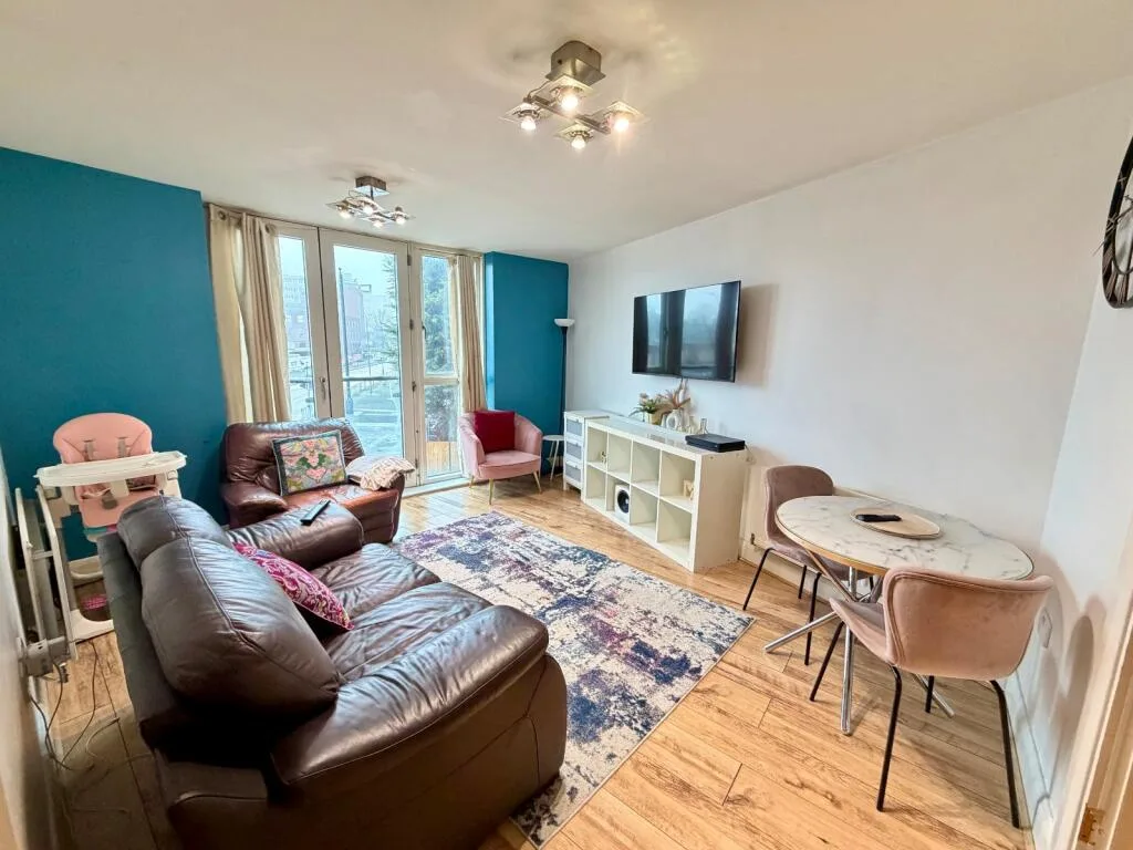 2 bedroom flat for rent
