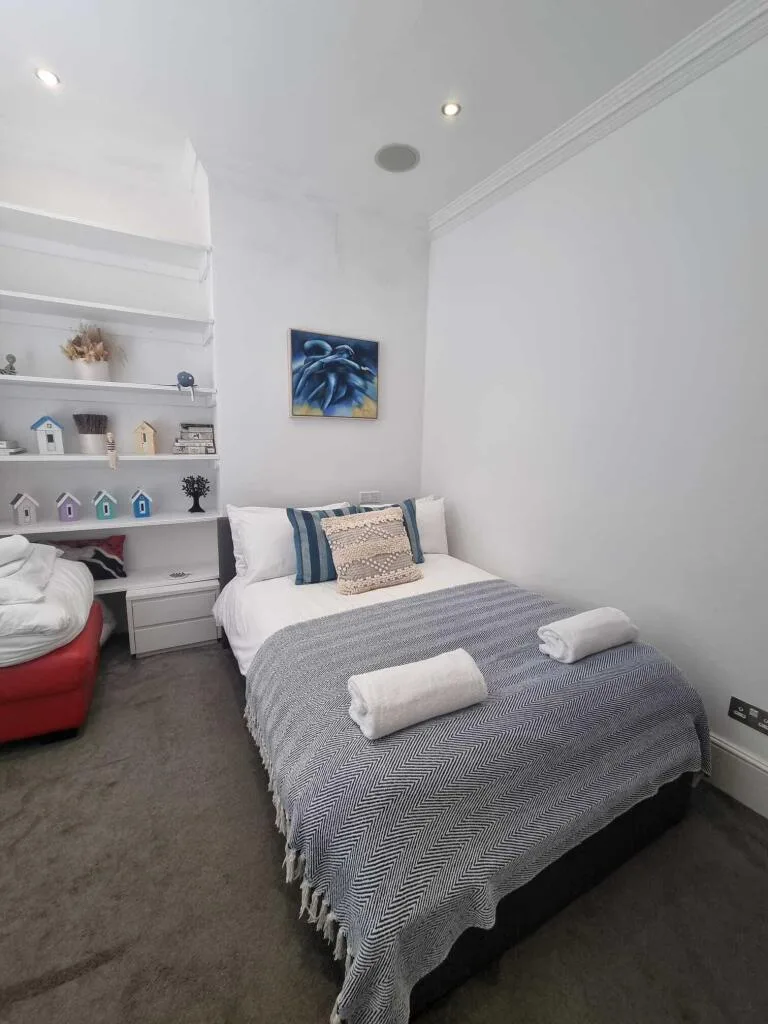 2 bedroom flat for rent