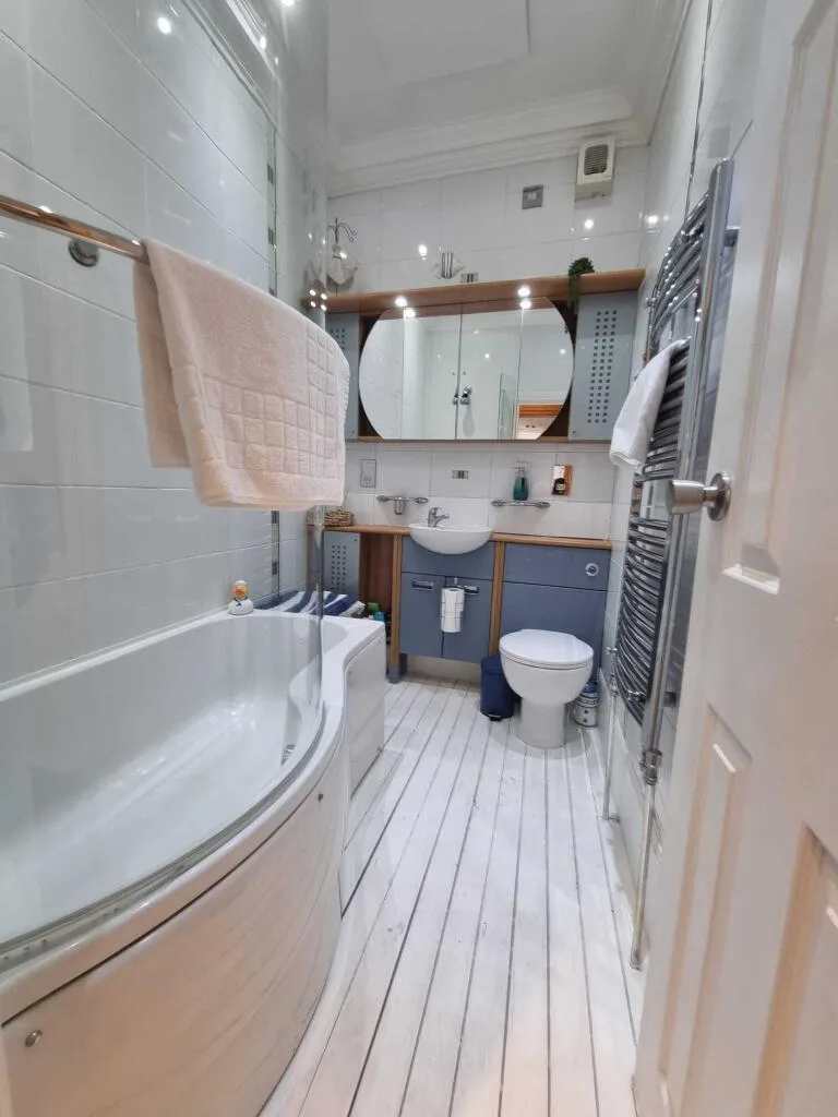 2 bedroom flat for rent