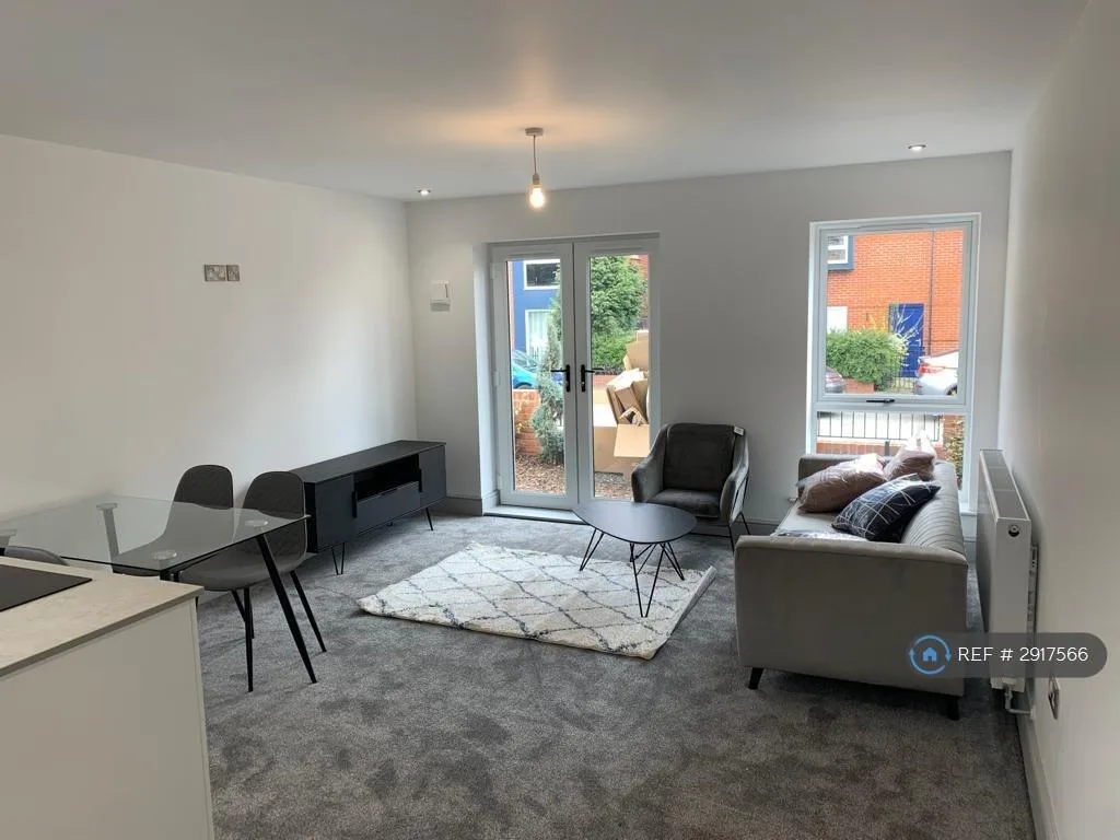 2 bedroom flat for rent