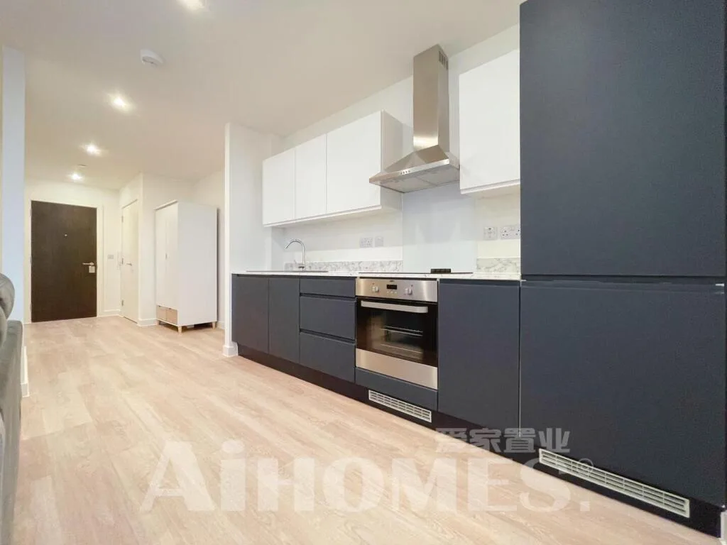 Studio flat for rent