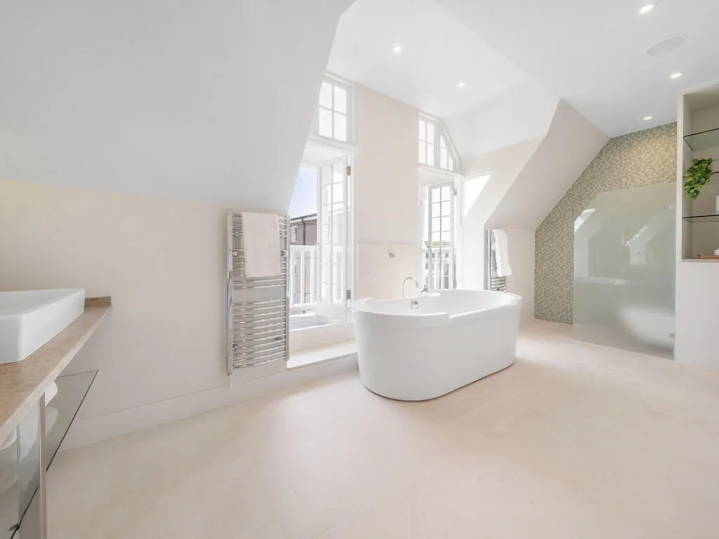 5 bedroom town house for rent