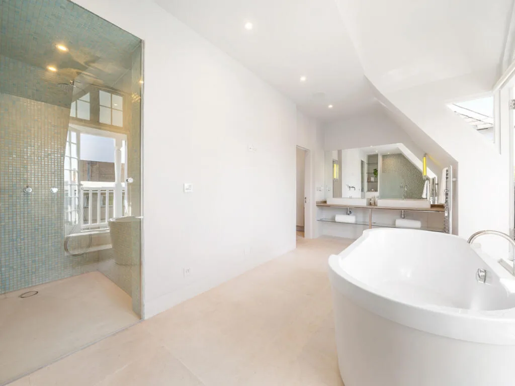 5 bedroom town house for rent