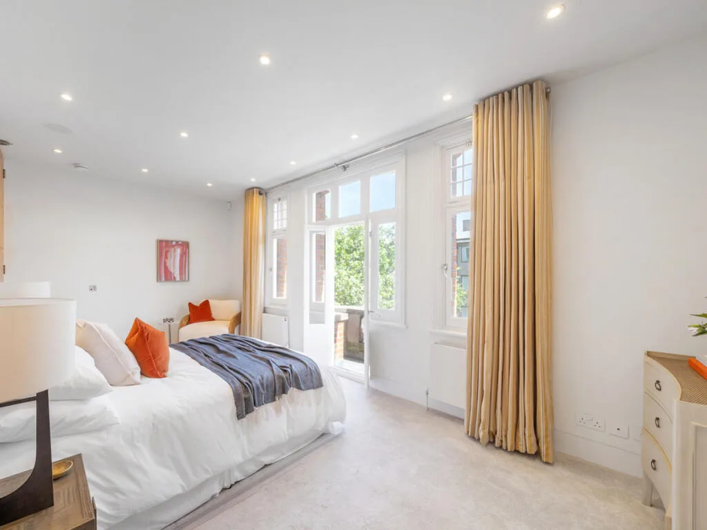 5 bedroom town house for rent